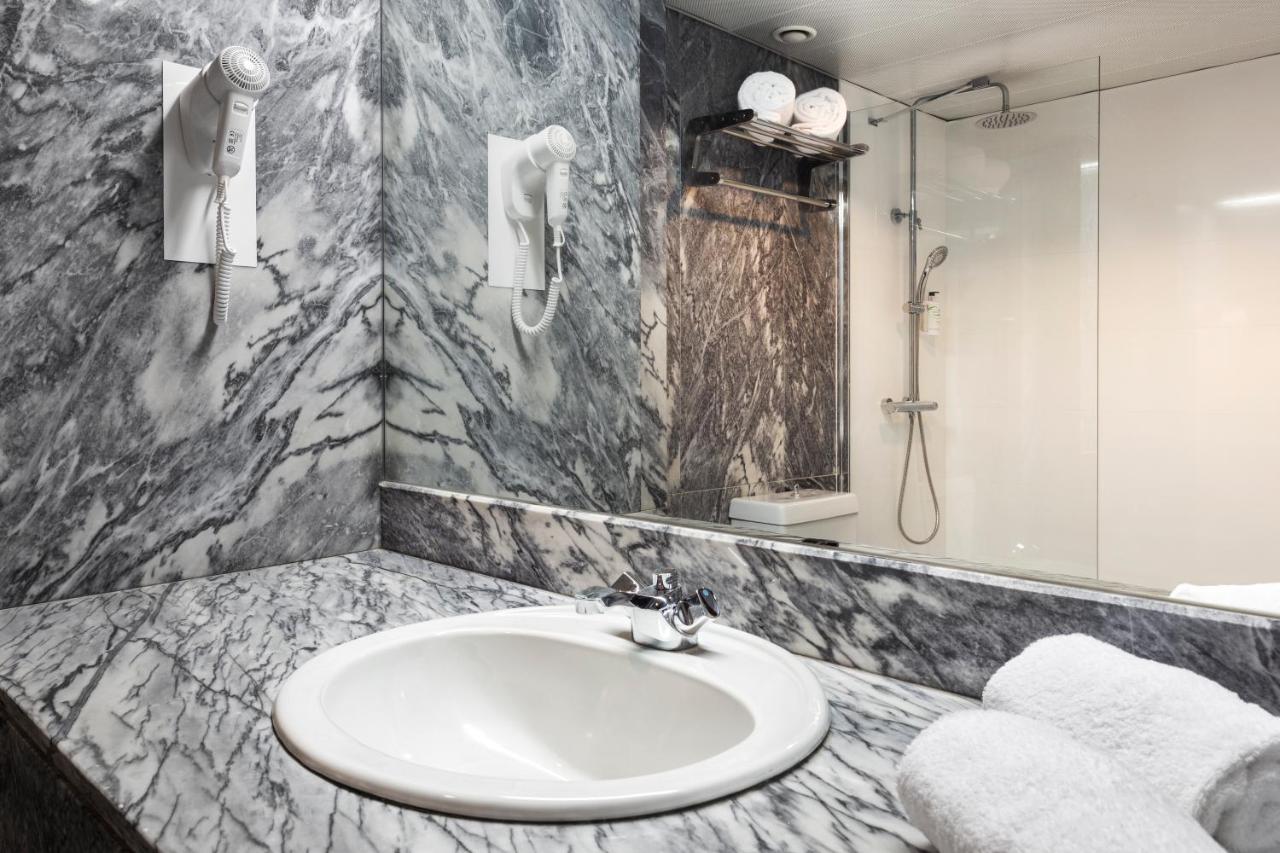 B&B Hotel E Apartamentos פלגראס מראה חיצוני תמונה
