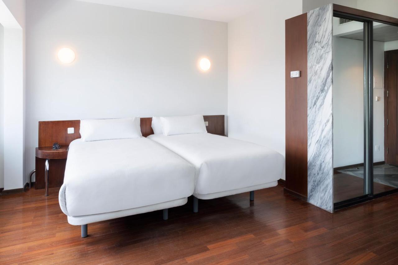 B&B Hotel E Apartamentos פלגראס מראה חיצוני תמונה
